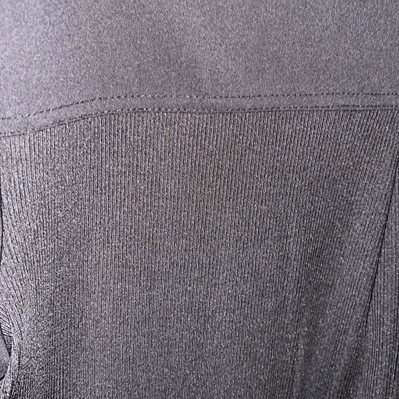 MED Couture Black Scrub Top - Picture 5 of 6